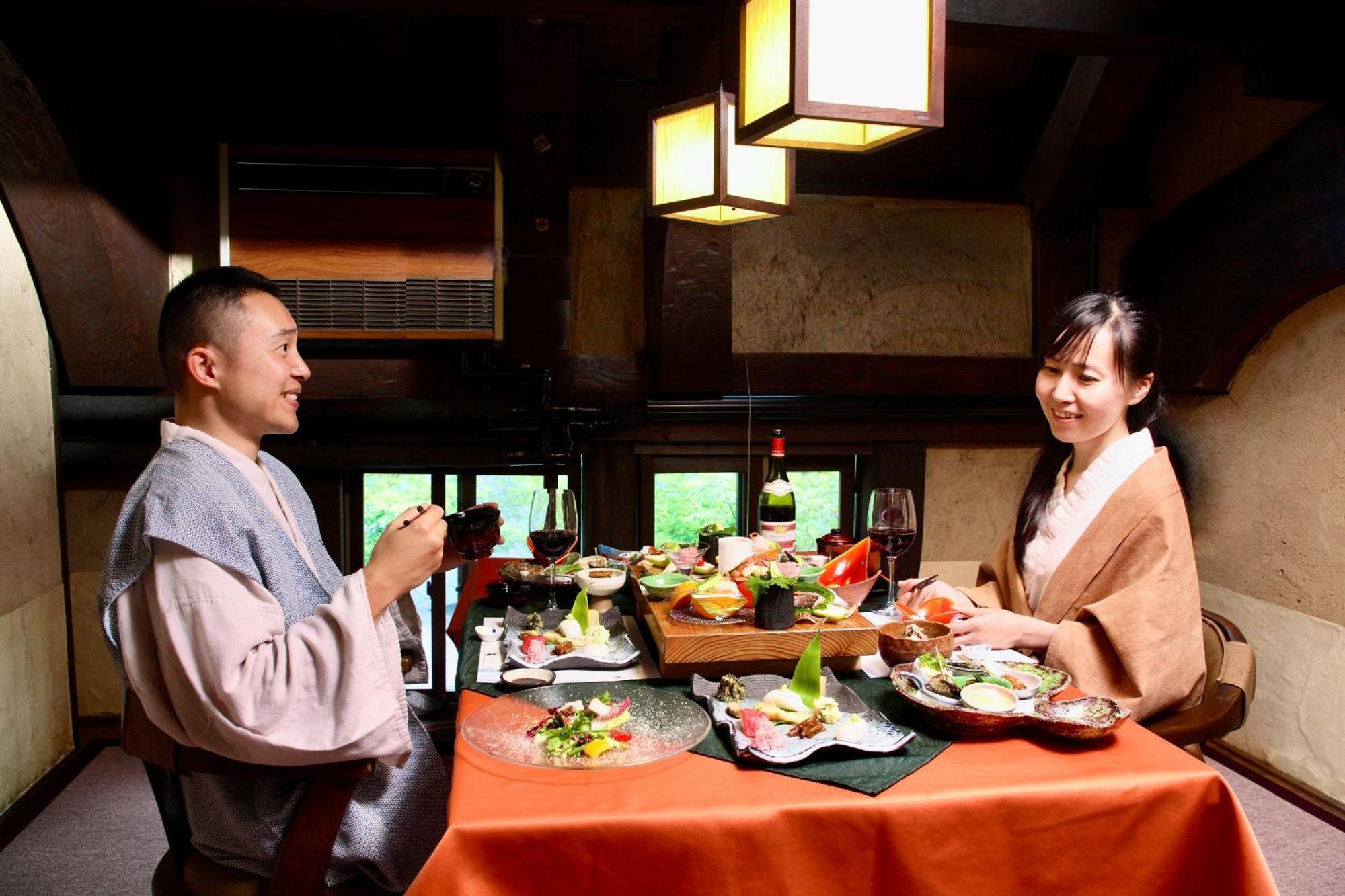 Satonoyu Waraku Hotel Minamioguni Bagian luar foto